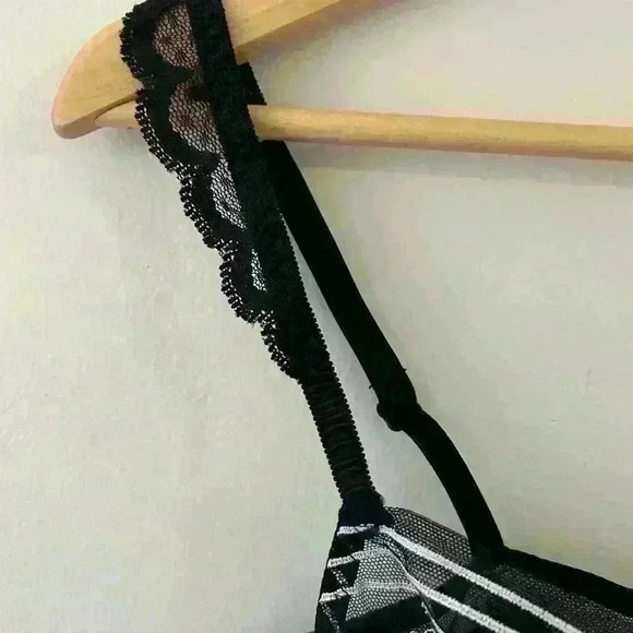 Etam Paris Black Bras Size 36B - Picture 2 of 8